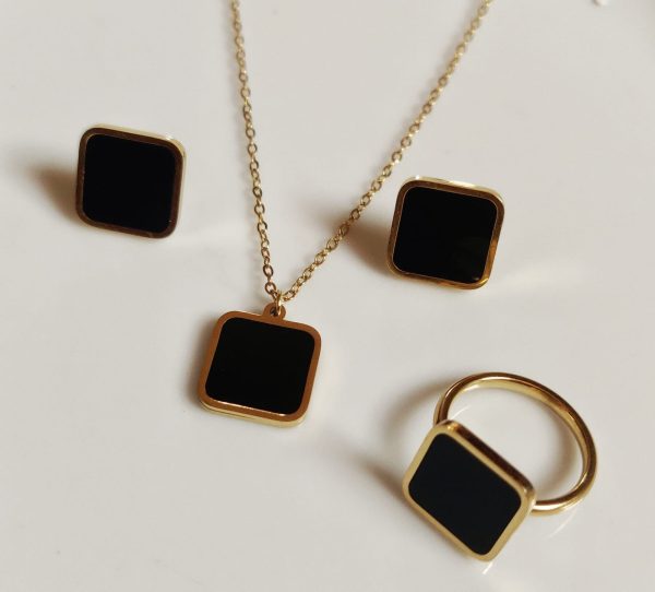 Black Aqeeq Square Earring Pendant Ring Necklace